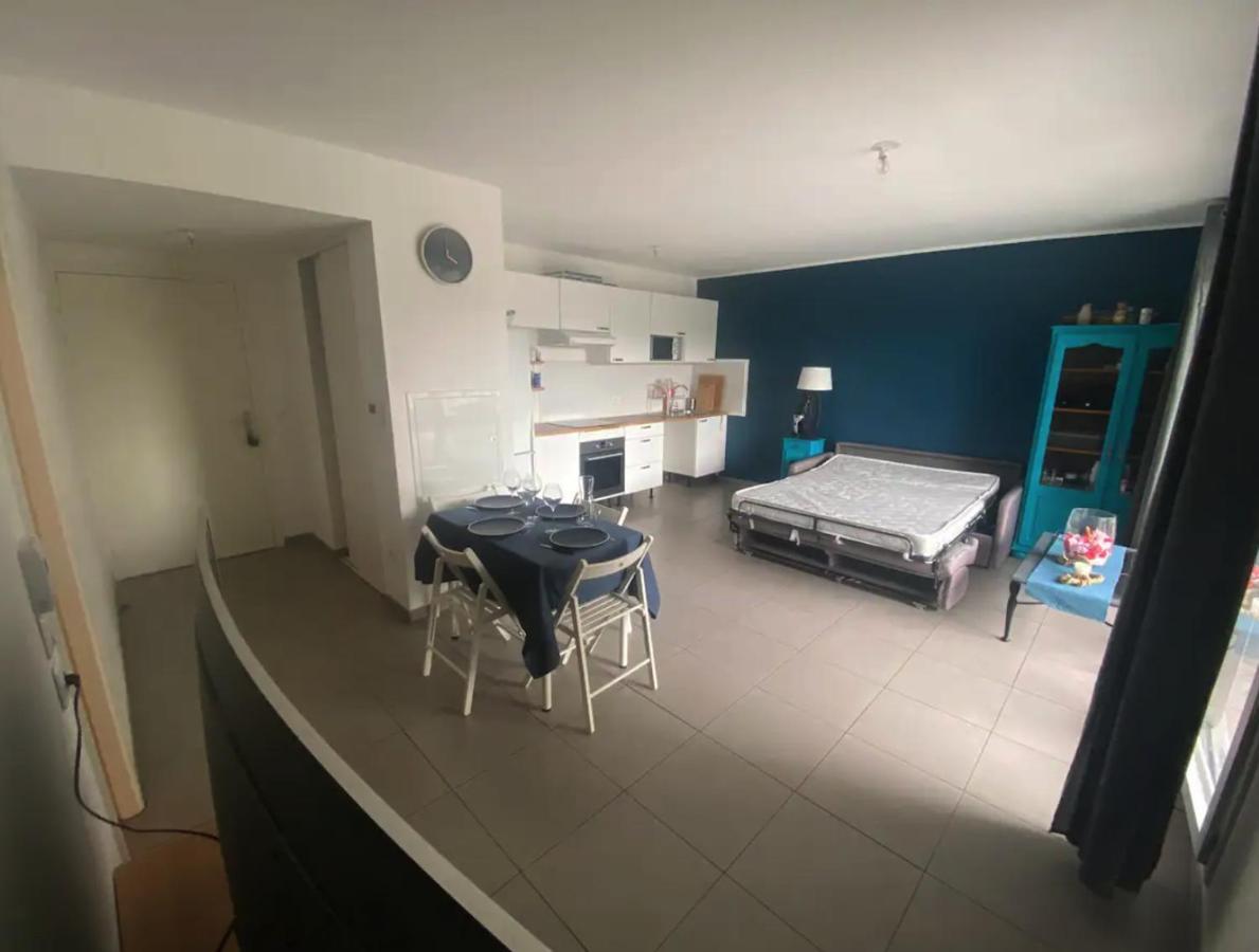 Appartement Spacieux Avec Grande Terrasse Marsilia Exterior foto